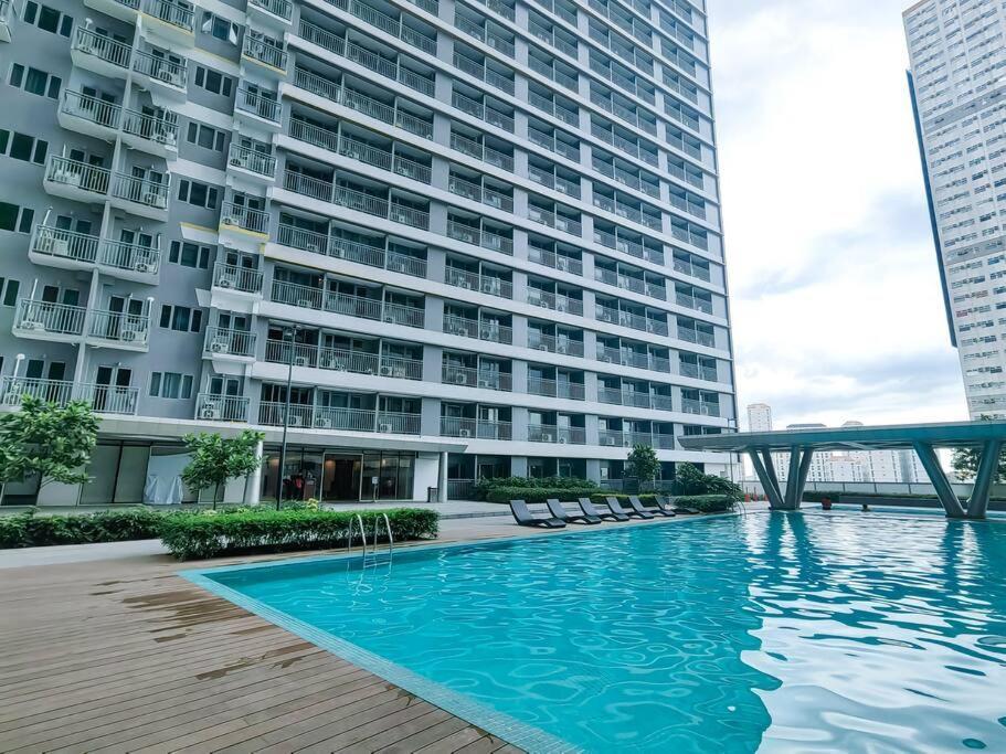 1Br Unit Condotel W Balcony Fame Residences -Fm38 Manila Esterno foto